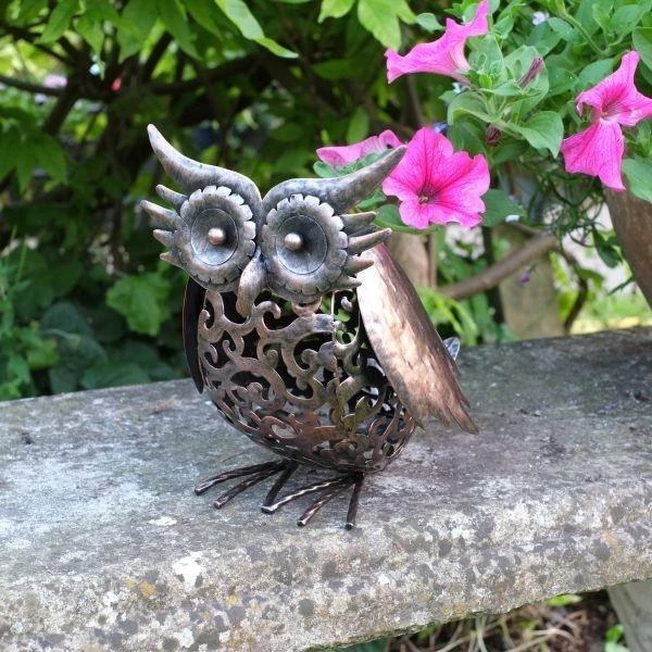 Uil In Metaal Met Verlichting Op Zonne-energie - Afbeelding 3