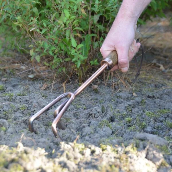 ESSCHERT DESIGN Verkoperde Handhark - Afbeelding 3